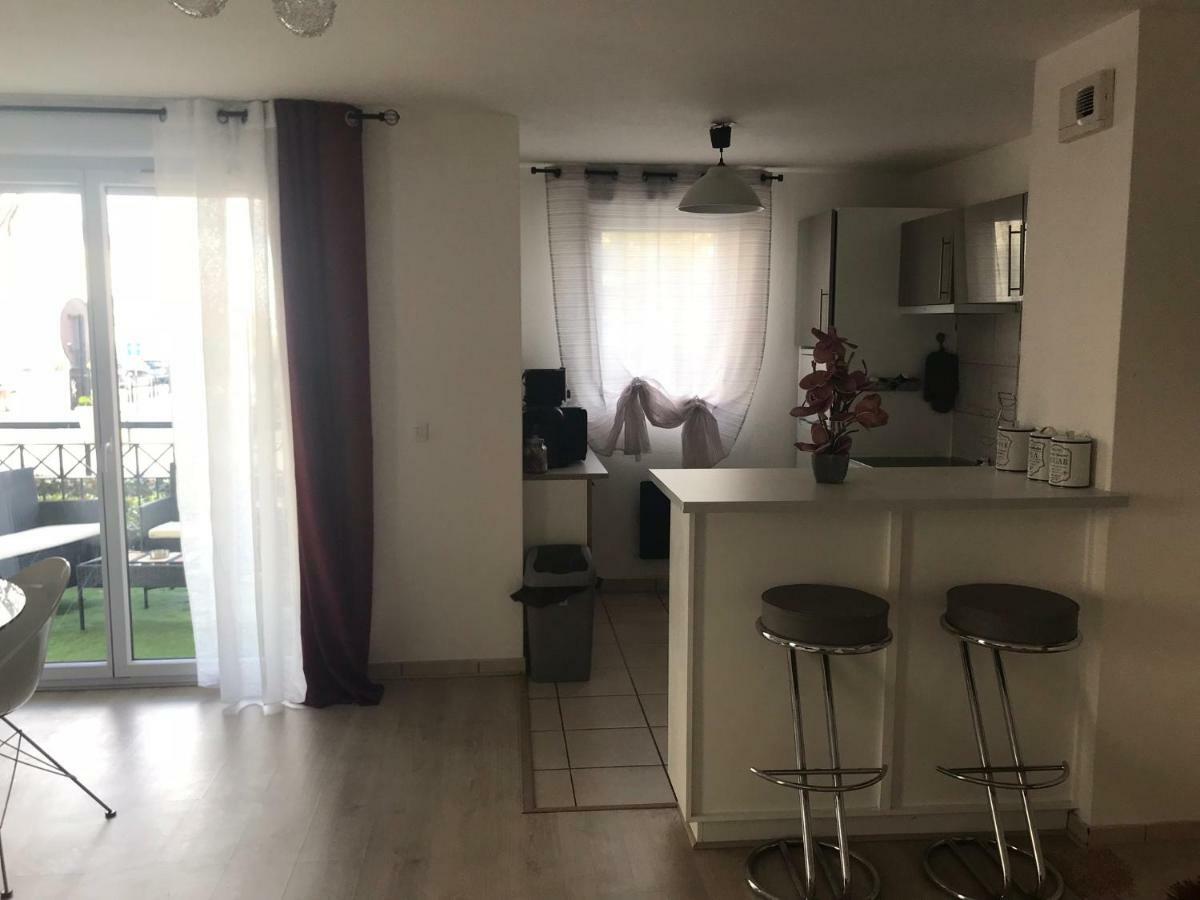 Domaine De Bussy Apartment Luaran gambar