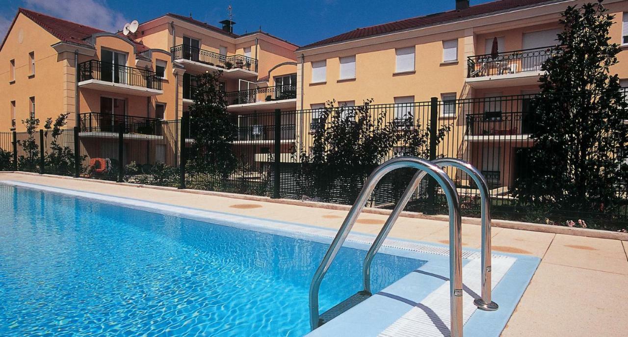 Domaine De Bussy Apartment Luaran gambar